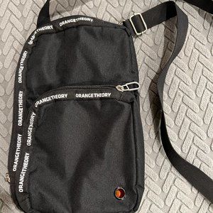 Small Orangethory Crossbody bag/purse. EUC